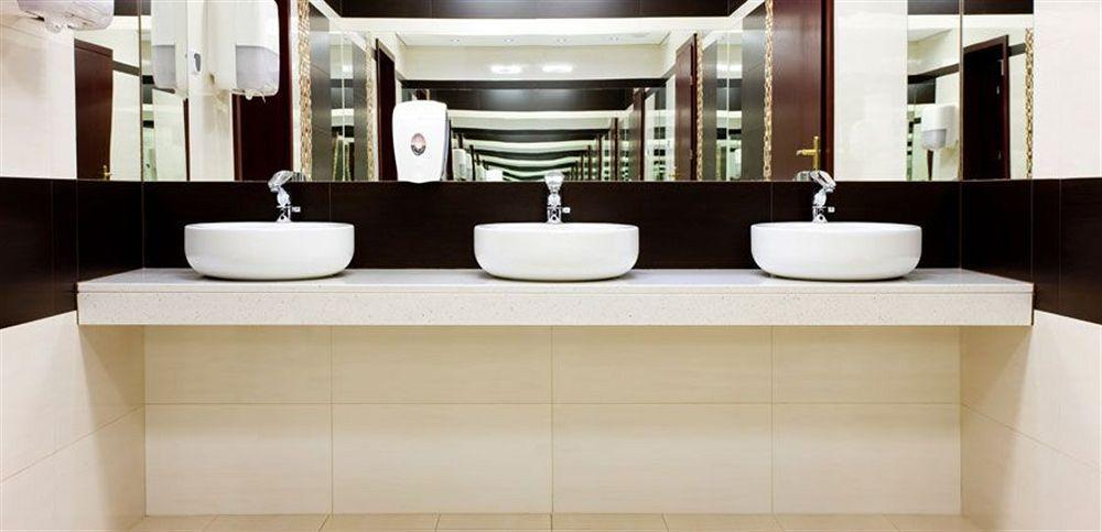 קווידזן Hotel Centrum מראה חיצוני תמונה